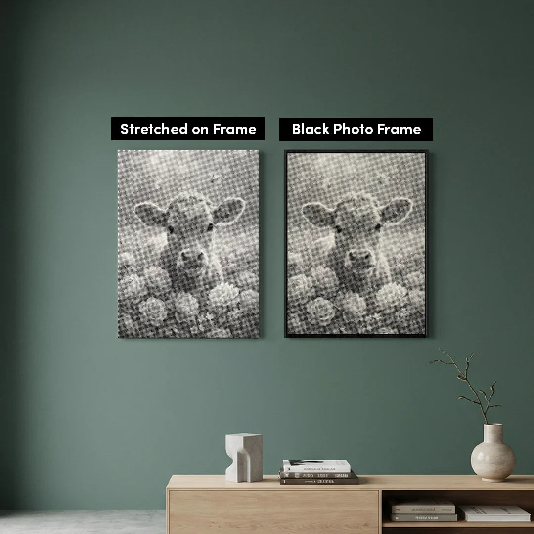 Mucca con pittura a punti di fiori