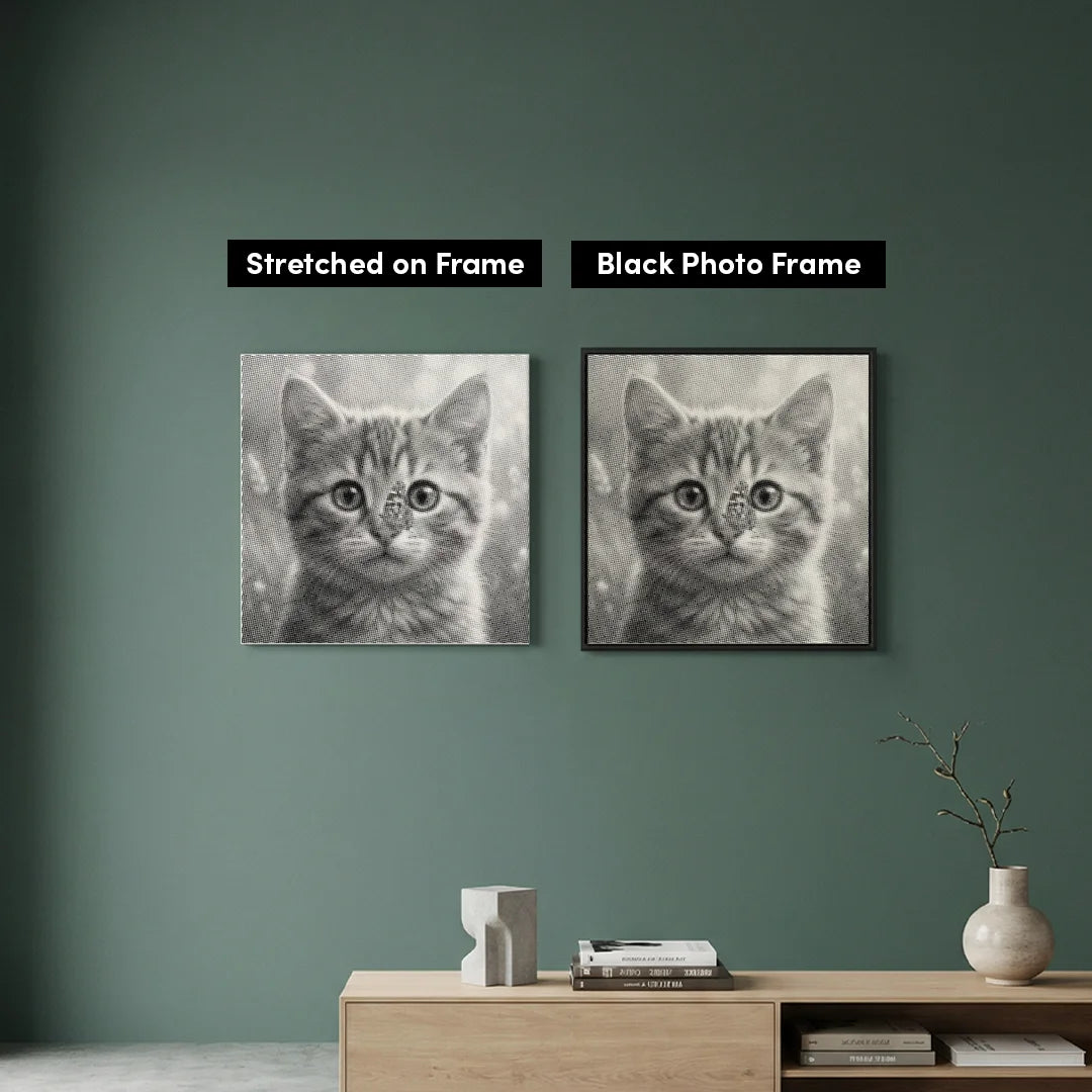 Gatto con pittura a punti di farfalla
